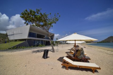 CAPAIAN PEMERINTAH DALAM PEMBANGUNAN KEK