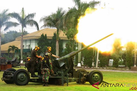 Operasikan Meriam 57 MM S-60