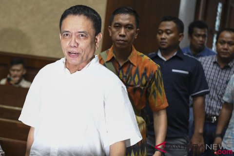 Sidang Perdana Irwandi Yusuf