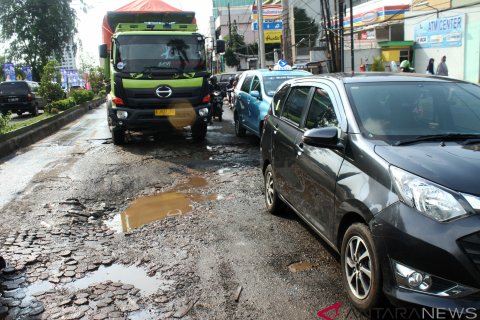 Pembatasan Truk Di Kalimalang Bekasi