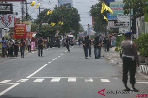 Reka Ulang Penangkapan Terduga Teroris