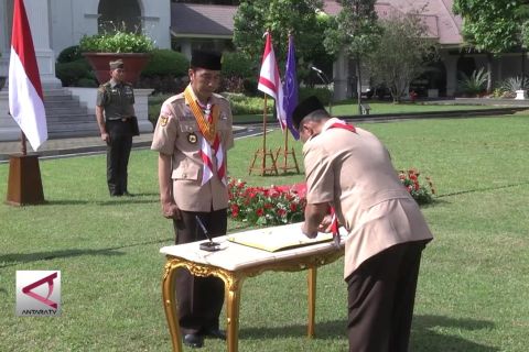 Presiden Lantik Budi Waseso jadi Ketua Kwarnas Pramuka