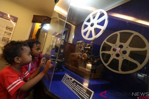 Wisata Sejarah Benteng Vredeburg