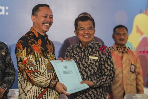 Komnas HAM Serahkan Rekomendasi Kasus HAM Berat