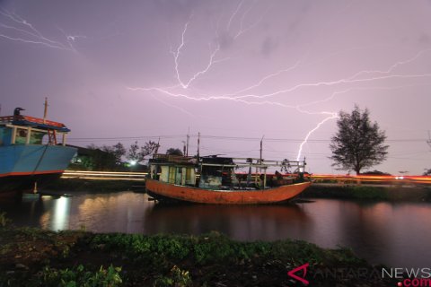 Waspada Cuaca Buruk