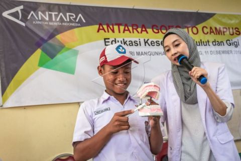 Edukasi kesehatan mulut dan gigi