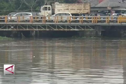 Kali Porong akan tampung genangan kota Surabaya