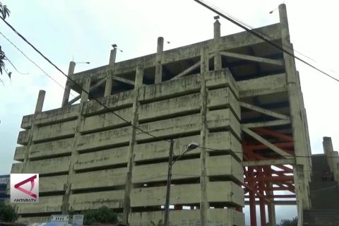 Shelter Tsunami di Labuan Pandeglang terbengkalai