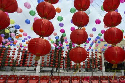 Persiapan Sambut Imlek Di Berbagai Daerah