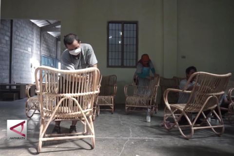 Mendag lepas ekspor furniture ke Italia