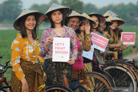 Aksi emansipasi wanita