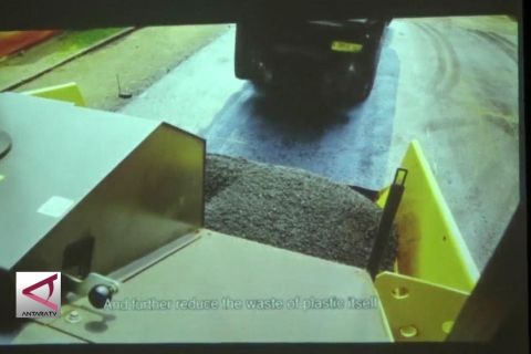 Pemkot Cilegon manfaatkan limbah plastik untuk campuran aspal