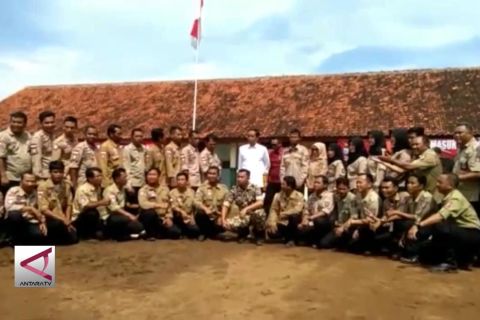Jokowi apresiasi Tagana masuk sekolah