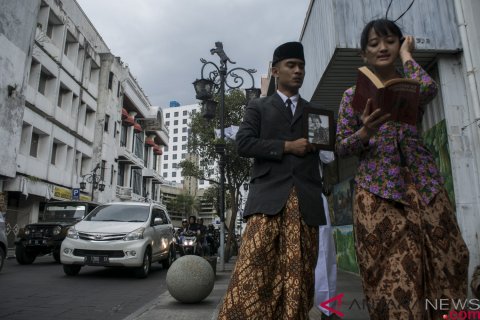 Tari dramaphotdance Inggit Garanarsih