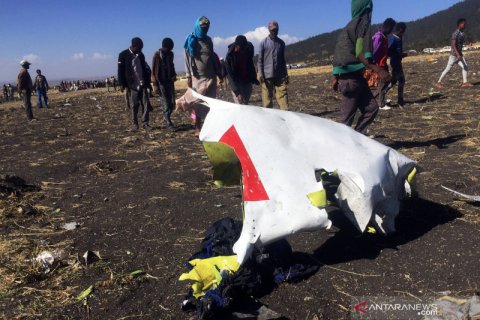 Reruntuhan pesawat Ethiopian Airlines