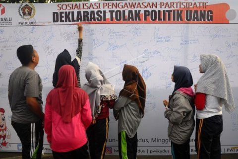 Deklarasi tolak politik uang