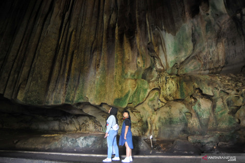 Wisata Gua Batu Kapal