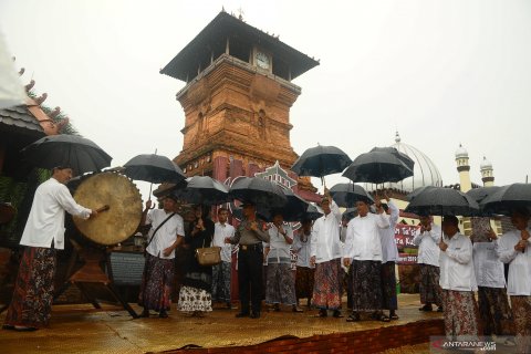 Peringatan hari jadi masjid Menara Kudus