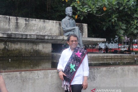 Menkominfo di Taman Pancasila Kota Ende