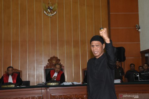 Vonis delapan bulan penjara untuk Hercules