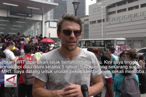 Warga antusias coba MRT hari terakhir nonkomersial