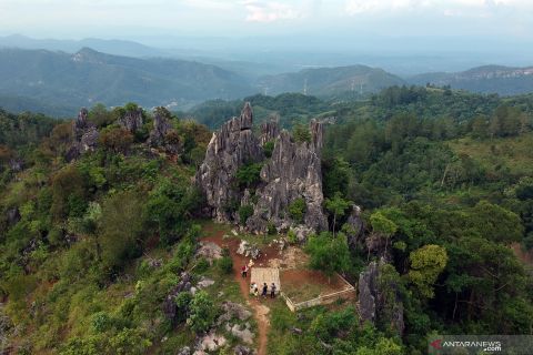 Objek wisata Batu Runciang