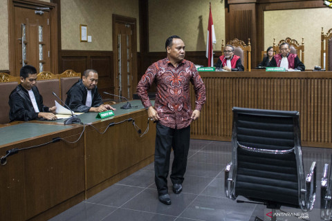 Vonis untuk Zainal Mus