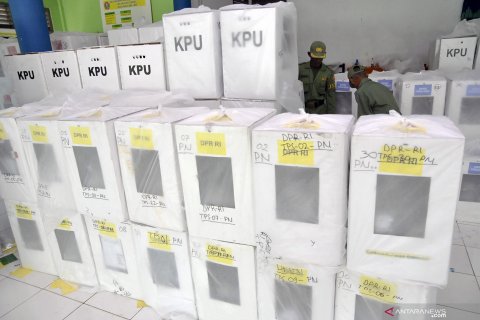 Penggunaa kotak suara bekas Pilkada Jabar