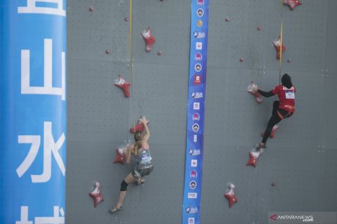 Kualifikasi puteri Kejuaraan Dunia Panjat Tebing Chongqing