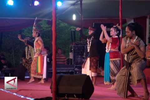 6.000 Penari dengan 600 tarian tampil 24 jam