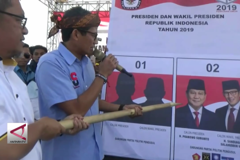 Di Sukabumi Sandiaga janjikan tarif listrik turun 20 persen