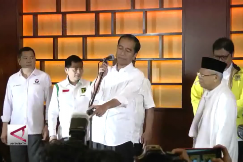 Jokowi minta pendukungnya bersabar