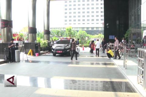 KPK panggil Sekjen DPR RI saksi kasus Romi