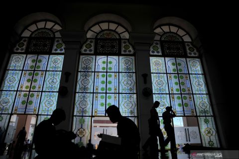Isi kegiatan Ramadhan dengan baca Al-Quran
