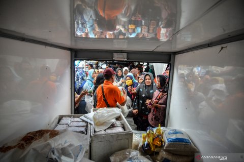 Operasi pasar murah Ramadhan