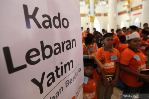 Beasiswa untuk yatim dan dhuafa