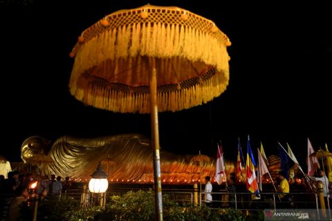 Perayaan Hari Tri Suci Waisak di Trowulan