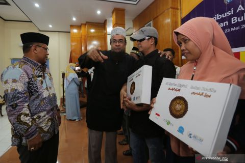 Bantuan Alquran braile digital