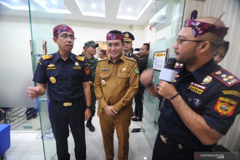 Peresmian kantor bea dan cukai Madura