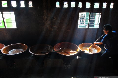 Pembuatan dodol untuk lebaran