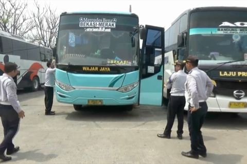 Hanya bus lolos uji ramp check beroperasi di Terminal Merak
