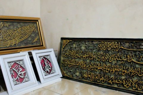 Seni Kaligrafi diatas styrofoam