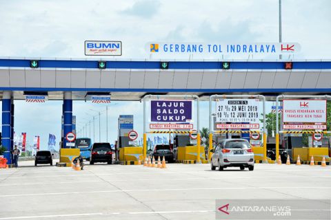 Arus Mudik H-4 di  Tol Palindra