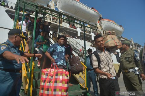 Arus balik Lebaran dari kawasan Timur
