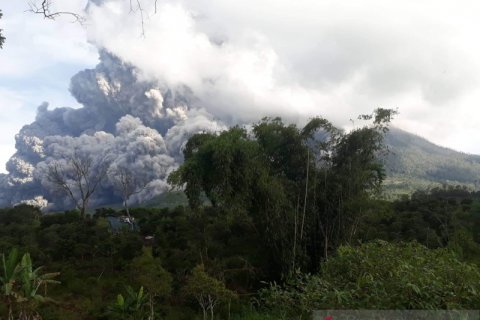 Erupsi gunung Sinabung