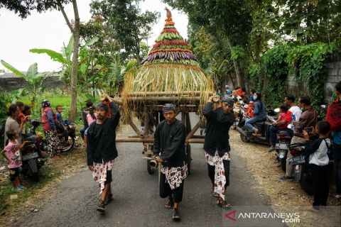Upacara adat kirab Mbah Bergas di Yogyakarta