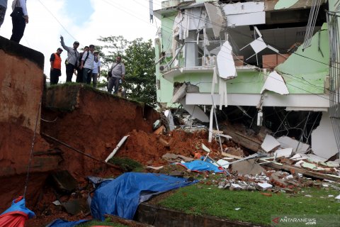 Tim Badan Geologi tinjau lokasi tanah bergerak di Ambon