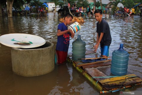 Kebutuhan air bersih korban banjir Konawe