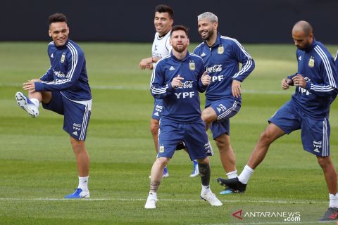 Latihan Argentina jelang laga terakhir grup B