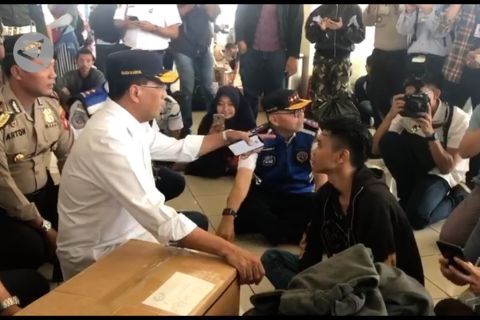 Menhub tinjau fasilitas di Terminal Pulo Gebang